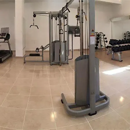 Holiday Village Rose Gardens 3*